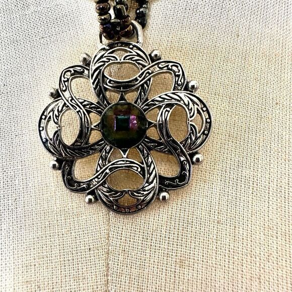 Cookie Lee irridescent beaded multi strand pendant necklace - Picture 2 of 10